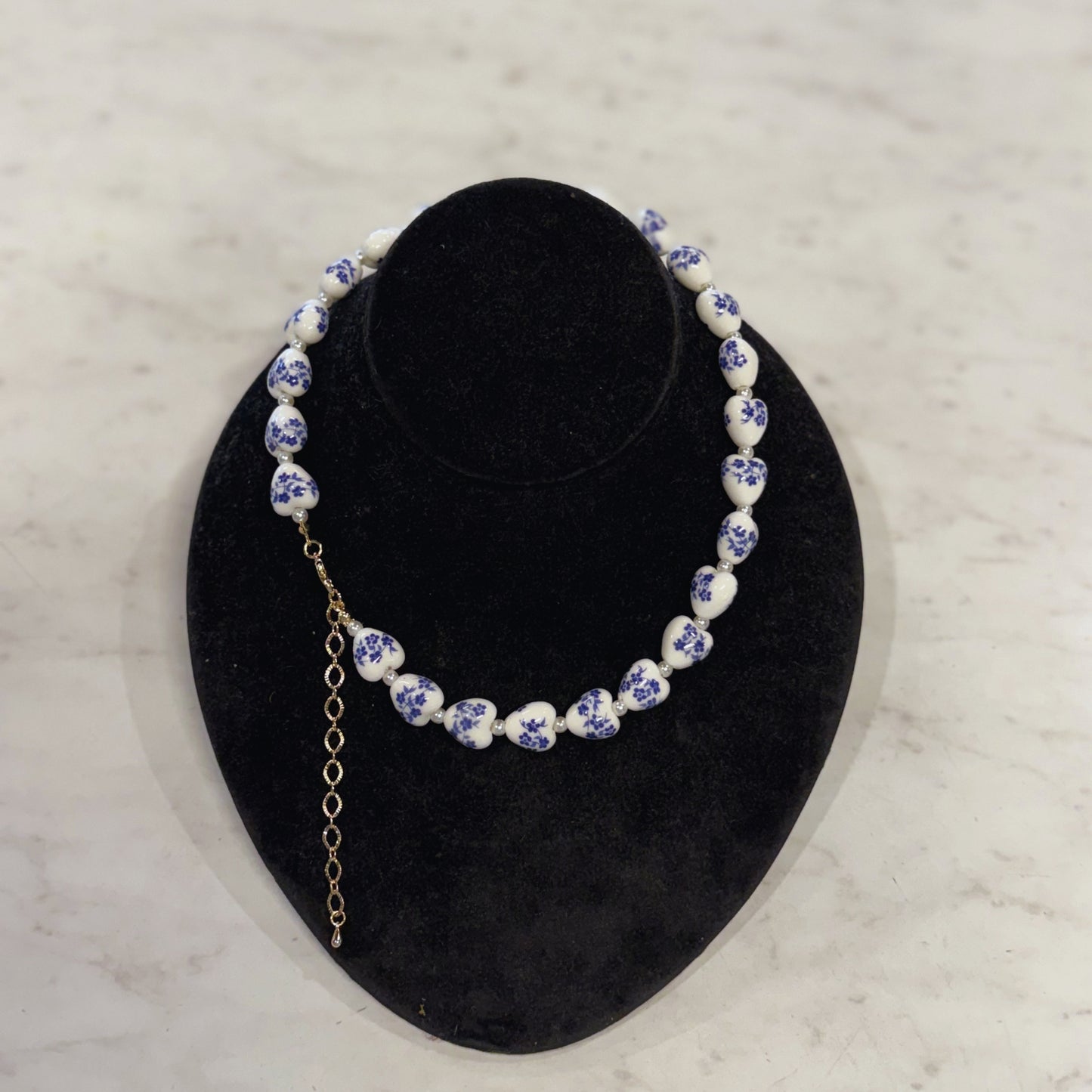 Heart Flower Porcelain Bead Short Necklace - Gold Blue